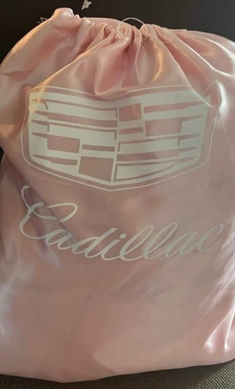 Cadillac Car Cover 2020 - Pink - New